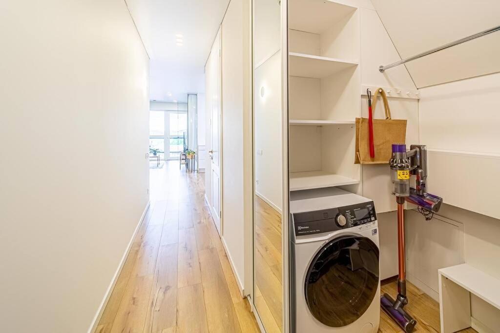 Sky Apartment With Free Parking And Balcony & Ac Kaunas Exterior photo